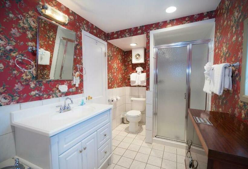 إستوديو ديلوكس, The Montauk Soundview