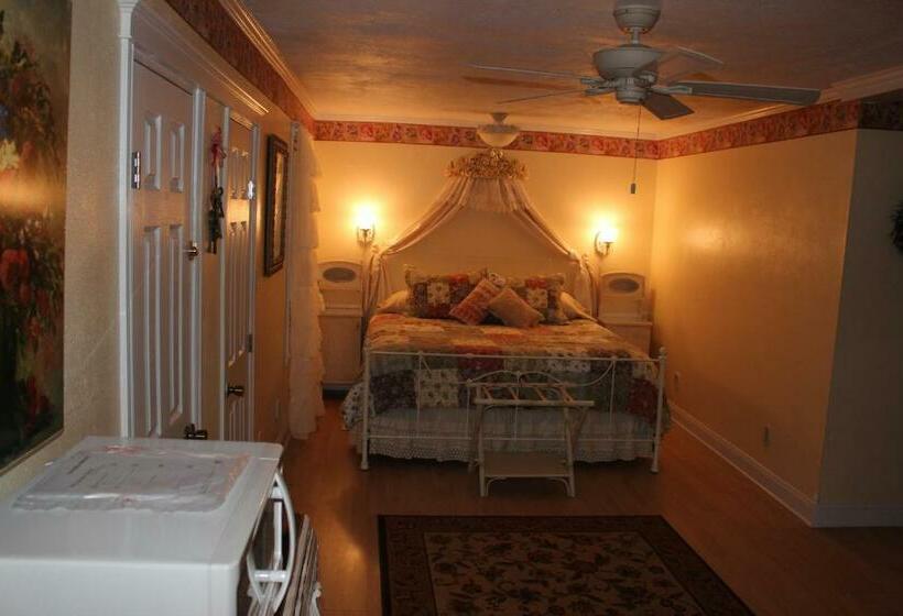 스탠다드 룸 킹사이즈 침대, Book Nook Inn