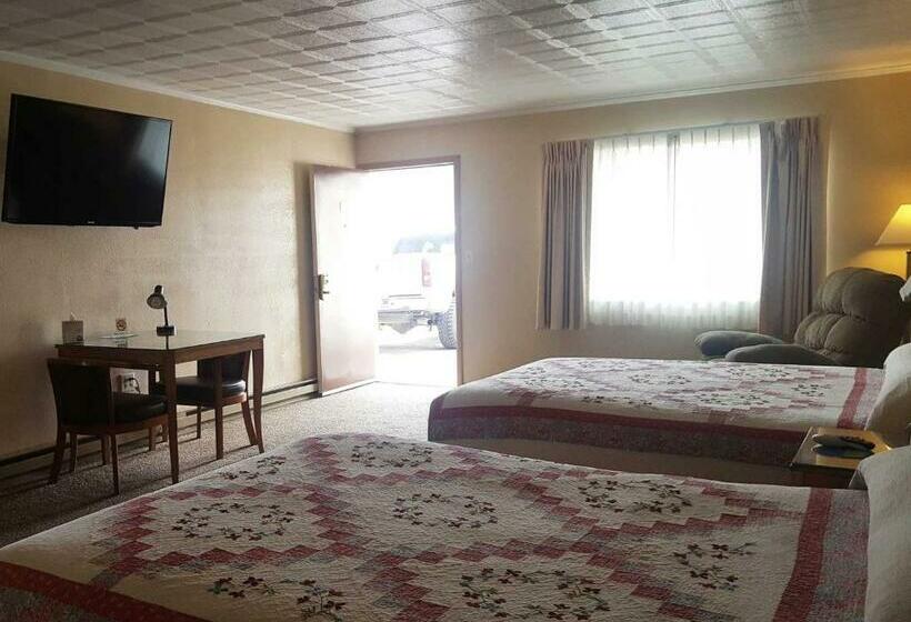 Mini Suite, Bristlecone Motel