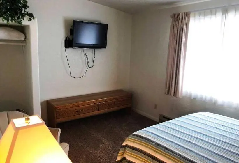 ファミリールーム, Bristlecone Motel