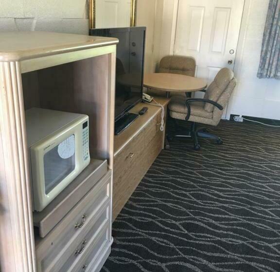 Номер Стандарт, Budget Inn Motel