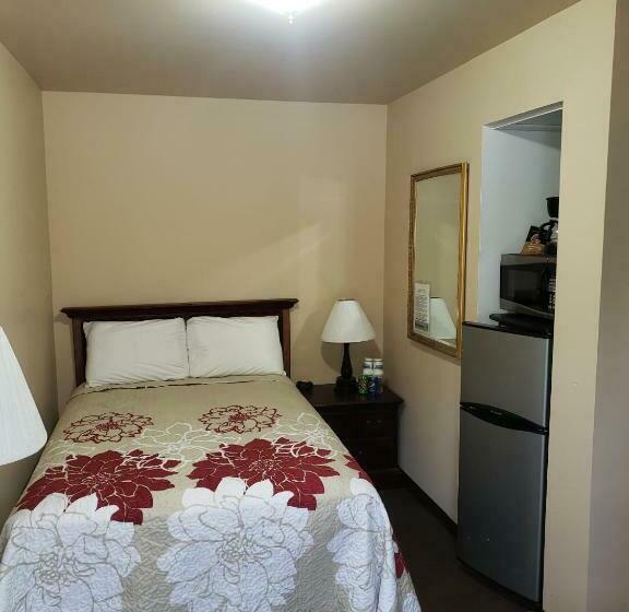غرفة قياسية, Clarysville Motel