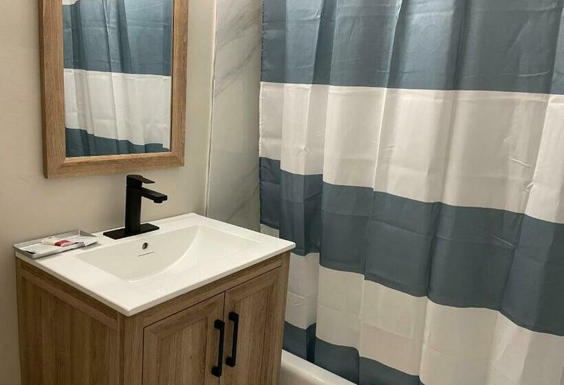 غرفة قياسية سرير كينج, Gas Lite Motel Lawrenceville