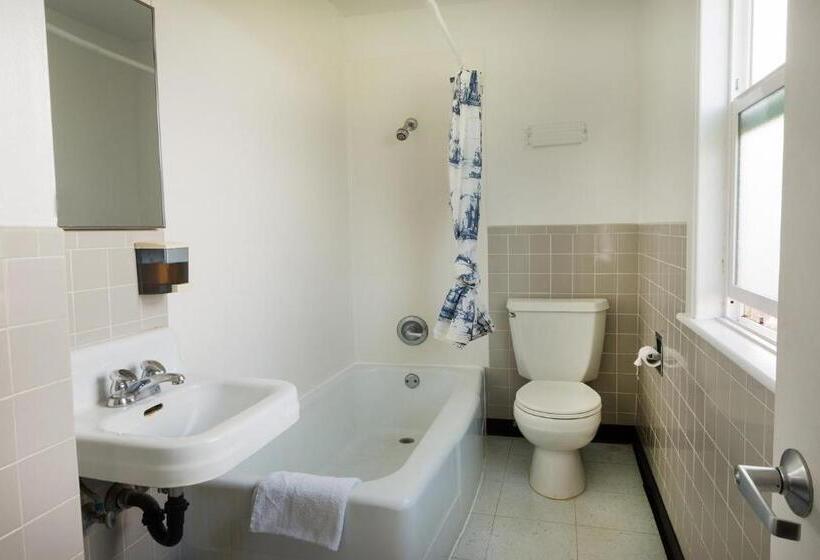 Номер Стандарт, Hi Pigeon Point Lighthouse Hostel