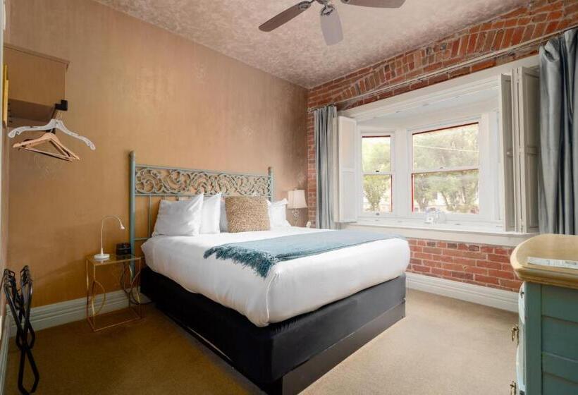 غرفة ديلوكس سرير كينج, Grand Highland