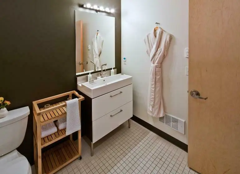 Standard-huone King-vuode, Island Inn At 123 West