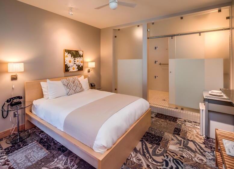 غرفة قياسية, Island Inn At 123 West