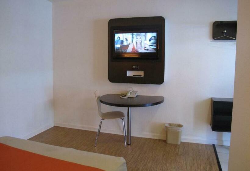 キングサイズベッドのスタンダードルーム, Motel 6 Baltimore, Md