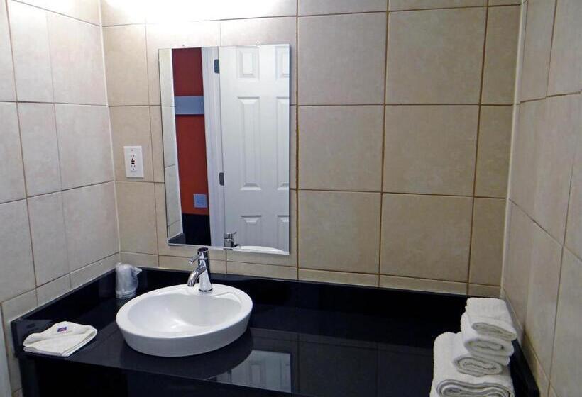 スタンダード４人部屋, Motel 6 Baltimore, Md