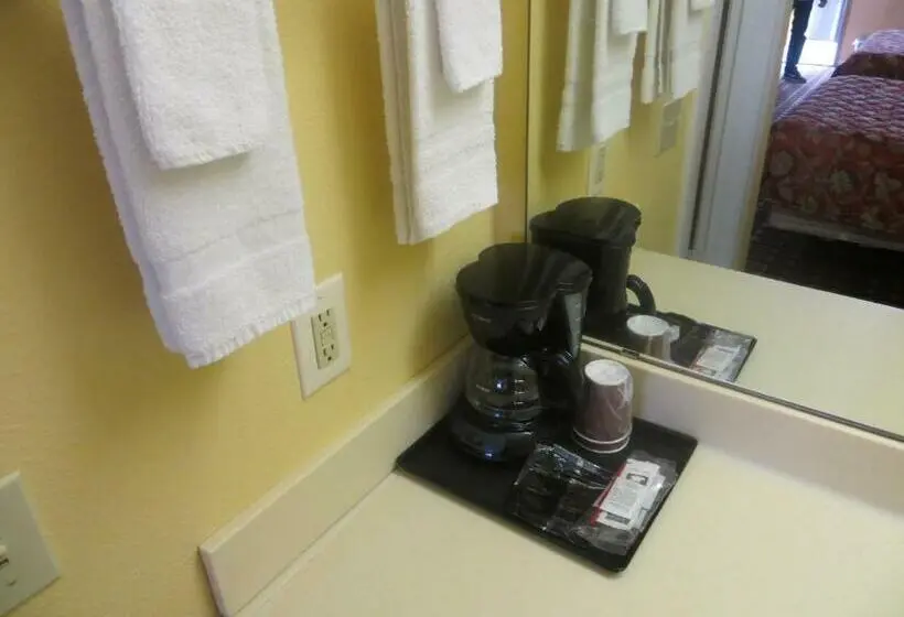 スタンダードルーム, La Grange Executive Inn And Suites