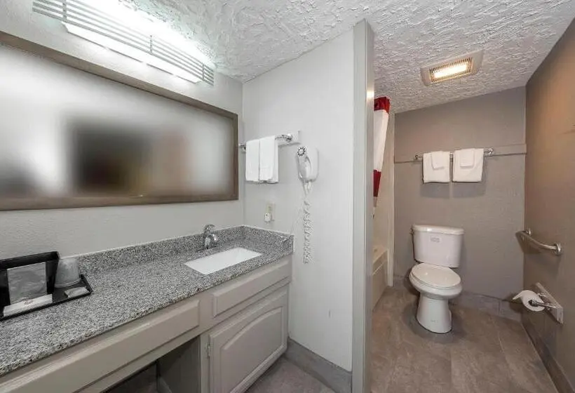 اتاق سوپریور, Red Roof Inn Monroe