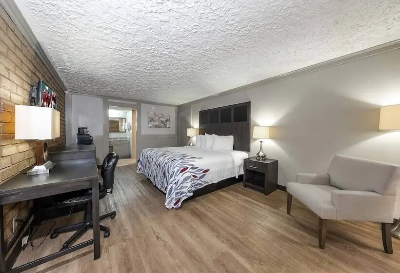 اتاق لوکس, Red Roof Inn Monroe