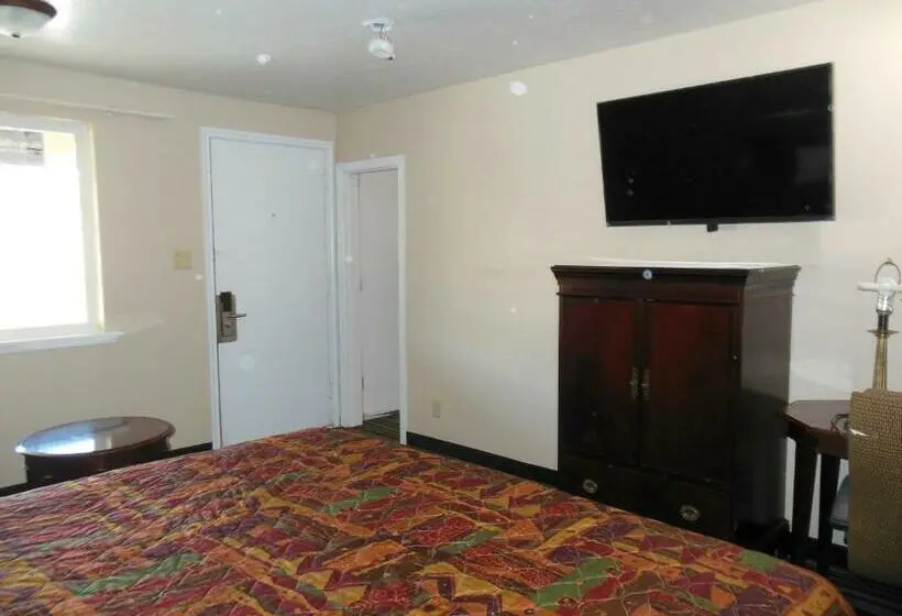 اتاق استاندارد با تخت بزرگ, Route 66 Inn
