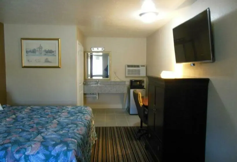 اتاق استاندارد با تخت بزرگ, Route 66 Inn