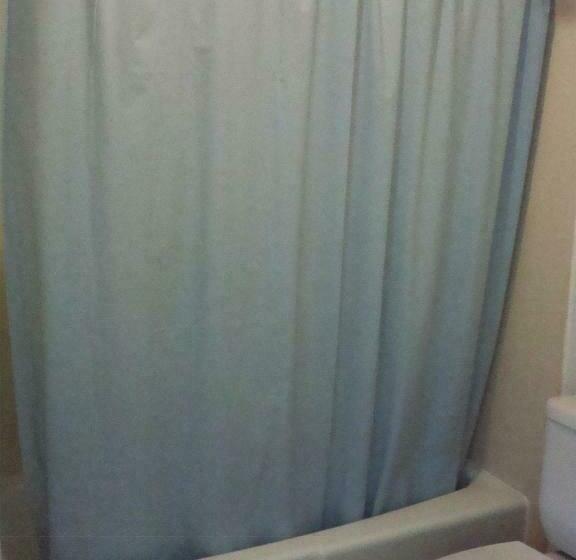 スタンダードルーム, Scottish Inns