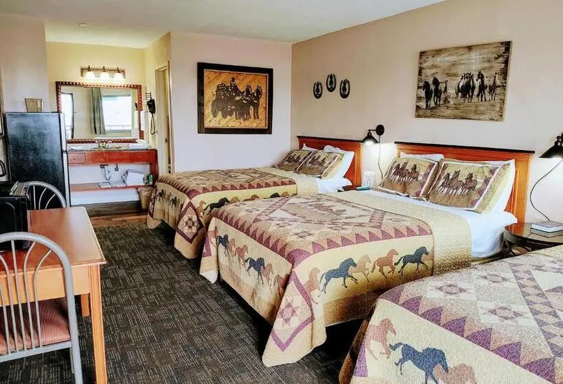 Premium Kolmen Hengen Huone, The Lodge At Russell   Russell Inn