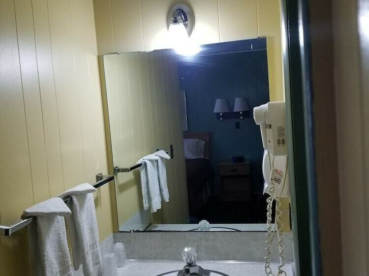 Номер Стандарт 2 Двуспальные Кровати, Parkview Motel