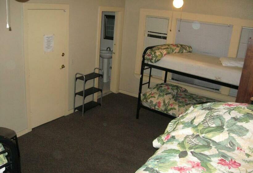 Кровать в Общей Комнате, Rk Hostel