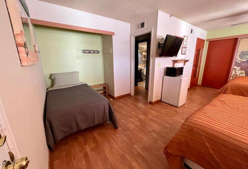 家庭套房, Dumplin Patch Bed & Breakfast