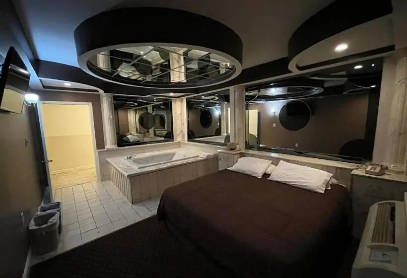 スイート, Gallery Holiday Motel