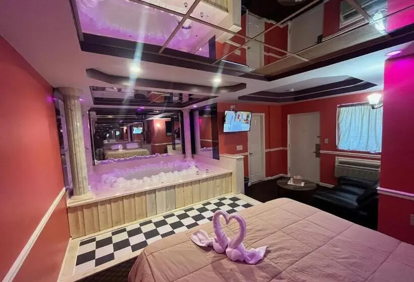 エクゼクティブスイート, Gallery Holiday Motel