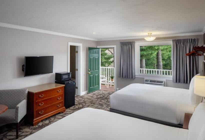 غرفة قياسية مزوَّدة بشُرفة, Golden Gables Inn