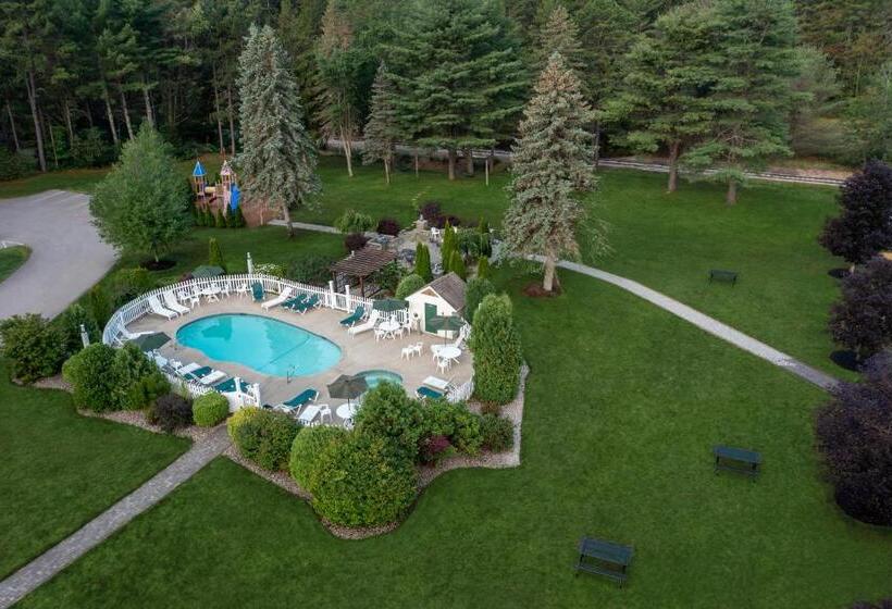 غرفة قياسية مزوَّدة بجاكوزي, Golden Gables Inn