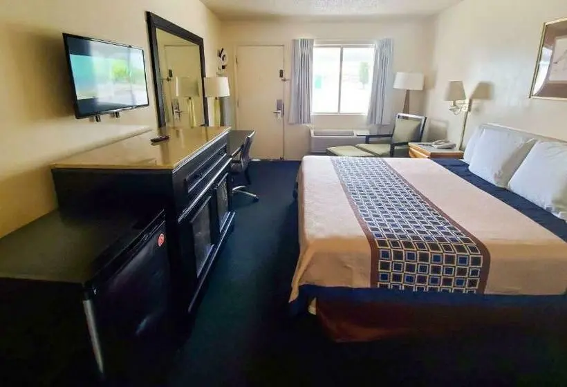 Standard-huone King-vuode, Magnuson Hotel Sierra Vista