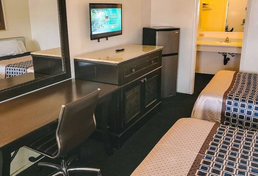 Номер Стандарт 2 Двуспальные Кровати, Magnuson Hotel Sierra Vista