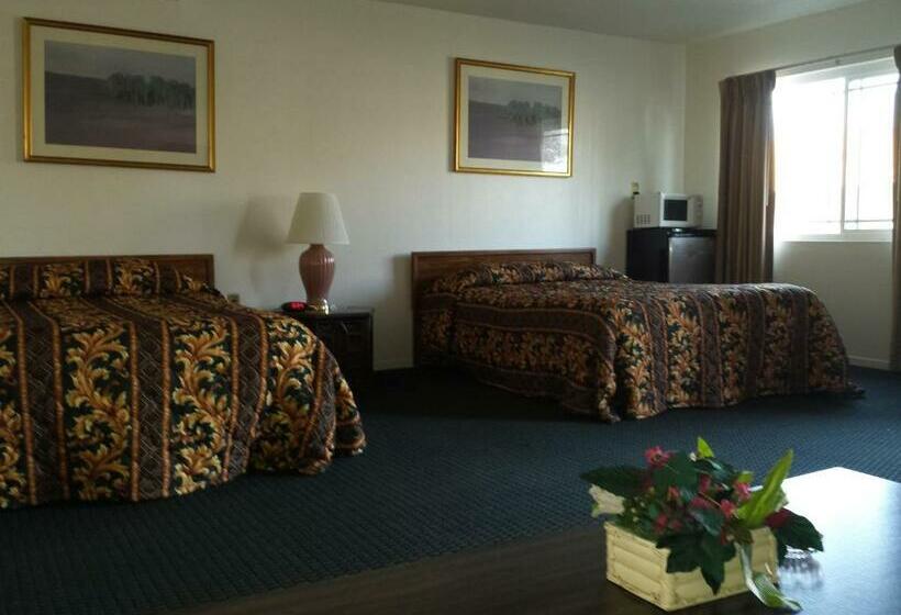 Номер Стандарт, New Kansan Motel