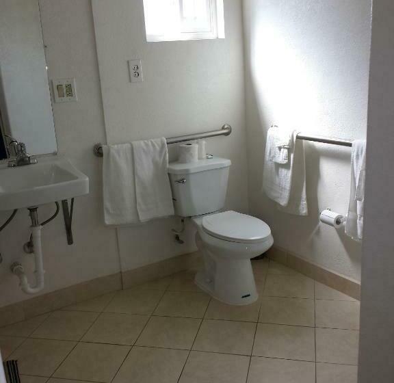 غرفة قياسية, New Kansan Motel