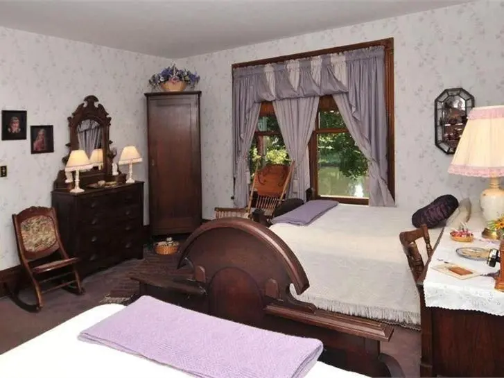 Standard Kolmen Hengen Huone Parveke, Victorian Loft Bed And Breakfast