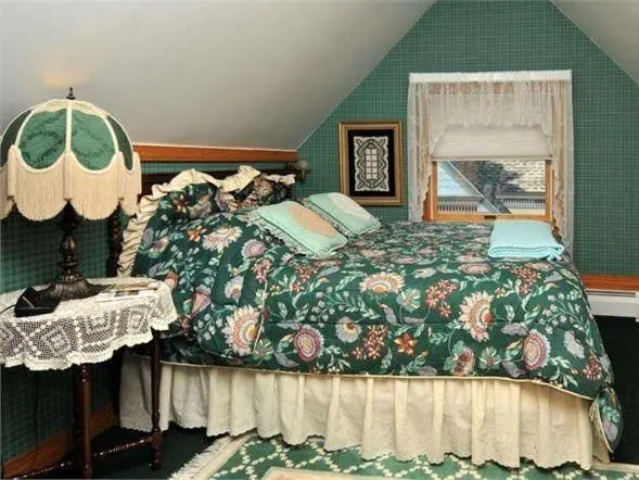 Perhesviitti, Victorian Loft Bed And Breakfast