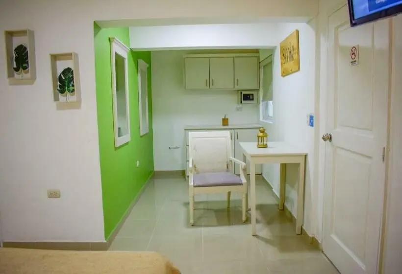 اتاق استاندارد, The Greek Resort