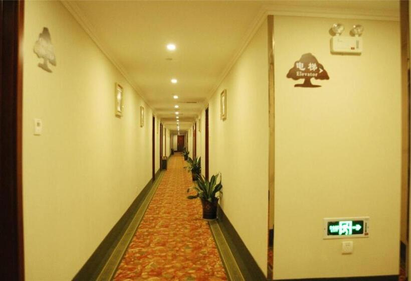家庭间, Greentree Inn Shanghai Luojing Express