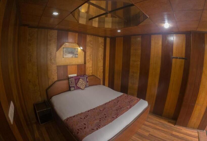 豪华房间, Broadway Mall Road Darjeeling Family Joy Vacations & Best Location