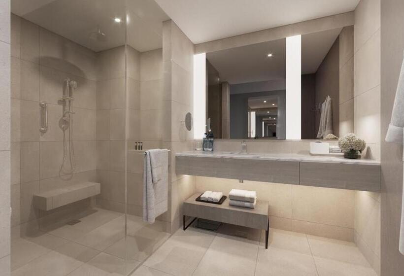 Номер Клуб Кровать Кинг, Adelaide Marriott