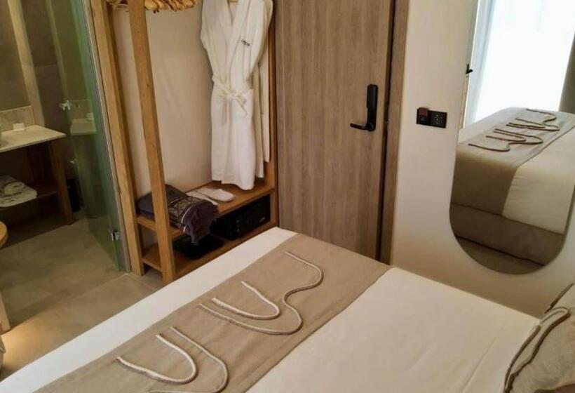 Полулюкс, Cabana White Boutique Hotel & Suites