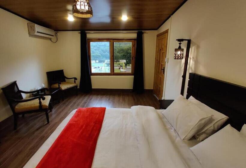 بانگلوی استاندارد 2 خوابه, ķilic Cottage By Kunhar