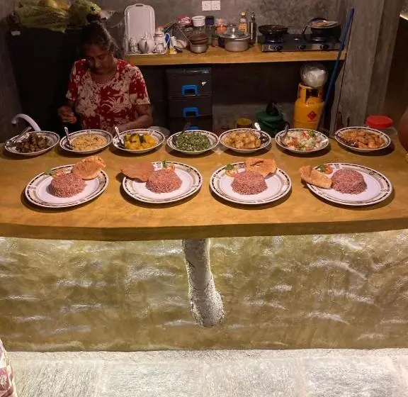 オーシャンビュースタンダードルーム, Oshans Home   Guest House   Polhena