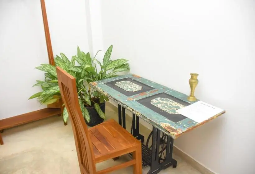 ガーデンビュースタンダードルーム, Oshans Home   Guest House   Polhena