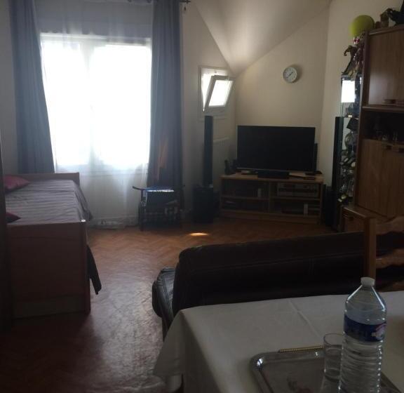 标准间, Coucher Creteil