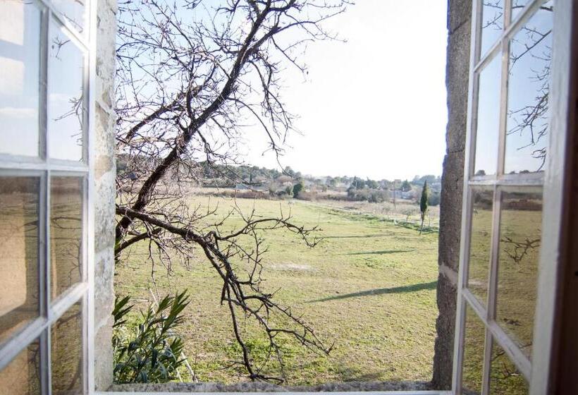 ガーデンビュースタンダードルーム, Mas De La Rivoire B&b