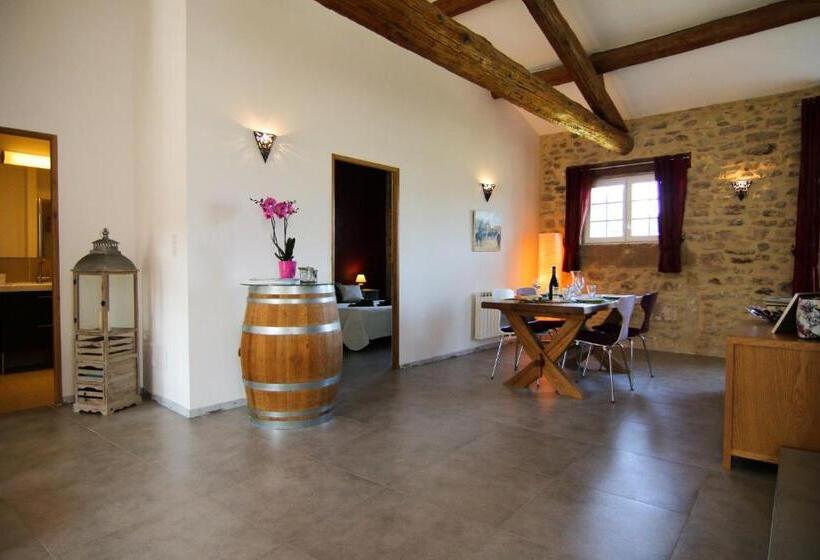 バルコニー付２ベッドルームアパートメント, Mas De La Rivoire B&b