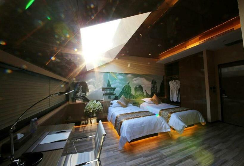 Családi Szoba, Harbin Kai Rui