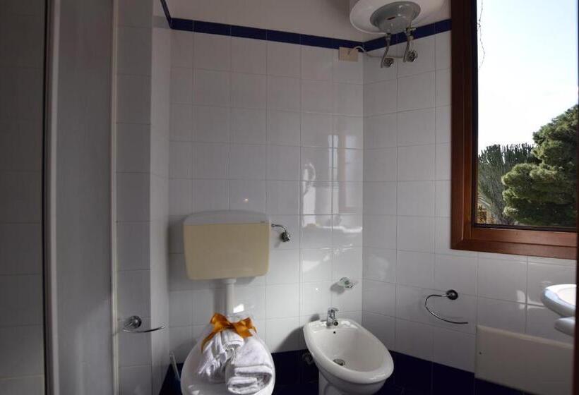 标准间带阳台, Iride By Marino Tourist