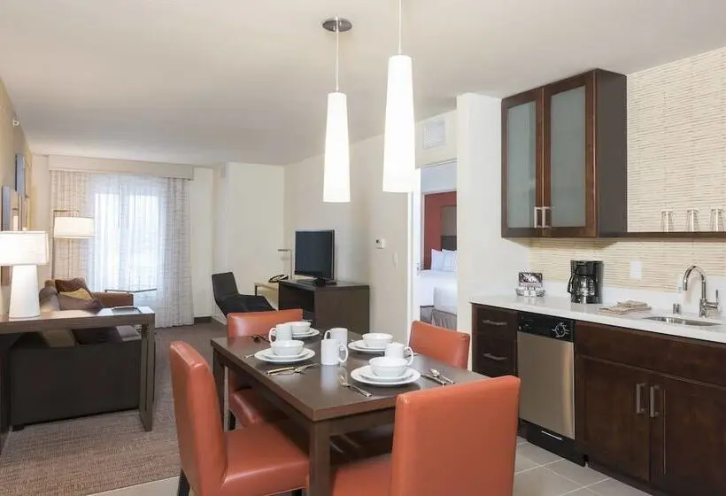 Sviitti, Residence Inn By Marriott Green Bay Downtown