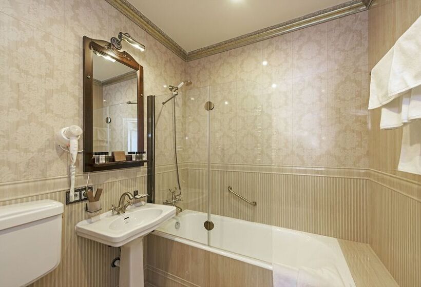 سوئیت پرزیدنت, Boutique Hotel Turgenev