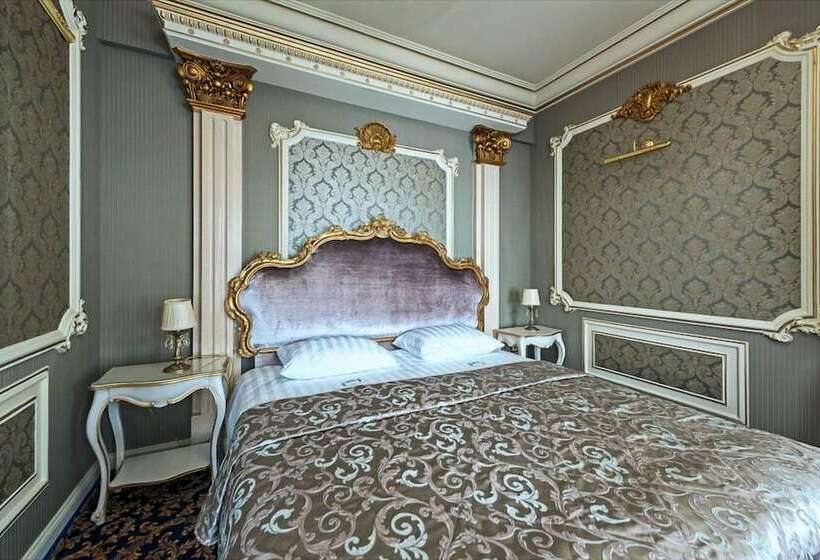 سوییت, Boutique Hotel Turgenev