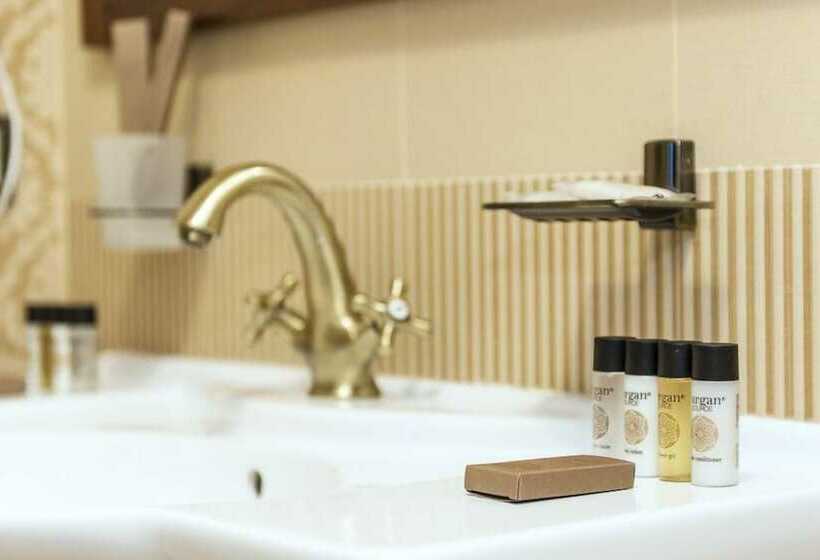 سوییت, Boutique Hotel Turgenev